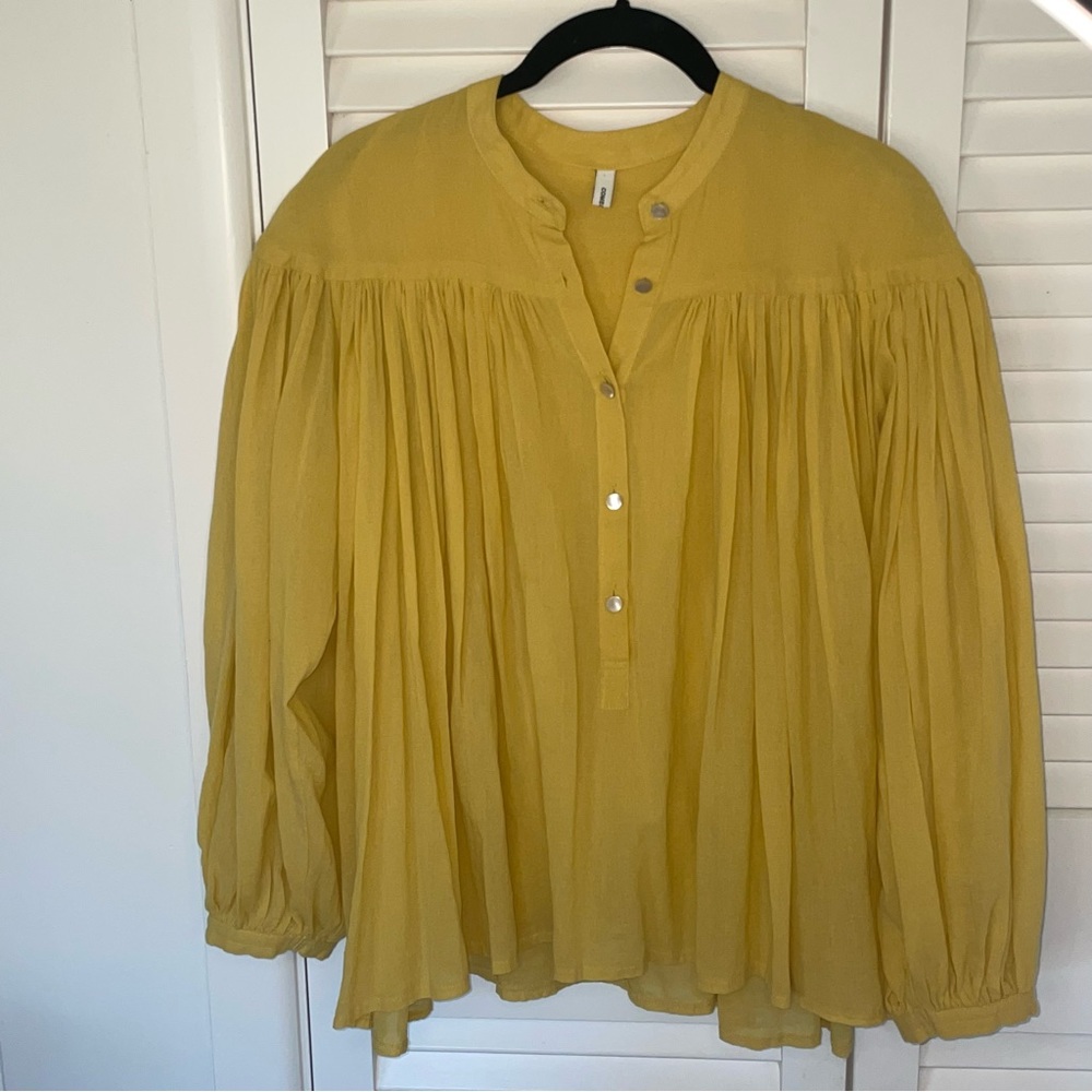 Yellow Gauzy Flowing Blouse Size L-XL